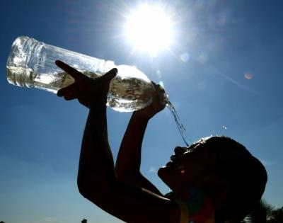 IMD issues yellow alert for Delhi as heatwave to return | IMD issues yellow alert for Delhi as heatwave to return