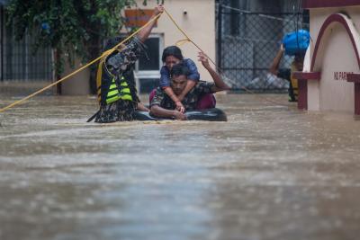 Rain, floods wreak havoc in Nepal; scores die and missing | Rain, floods wreak havoc in Nepal; scores die and missing