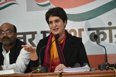 Priyanka's farmers initiative gets huge response in Uttar Pradesh | Priyanka's farmers initiative gets huge response in Uttar Pradesh Priyanka's farmers initiative gets huge response in Uttar Pradesh | Priyanka's farmers initiative gets huge response in Uttar Pradesh
