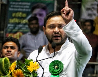Tejashwi to appear before CBI court on Tuesday in IRCTC scam case | Tejashwi to appear before CBI court on Tuesday in IRCTC scam case