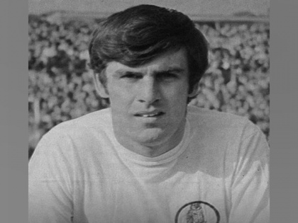 Leeds United legend Peter Lorimer passes away | Leeds United legend Peter Lorimer passes away