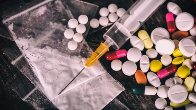 Drugs worth Rs 2,320 cr seized in Manipur, govt to reward police | Drugs worth Rs 2,320 cr seized in Manipur, govt to reward police Drugs worth Rs 2,320 cr seized in Manipur, govt to reward police | Drugs worth Rs 2,320 cr seized in Manipur, govt to reward police
