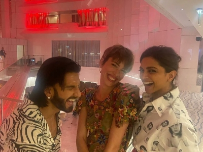 Deepika, Ranveer party with Rebecca Hall at Cannes | Deepika, Ranveer party with Rebecca Hall at Cannes Deepika, Ranveer party with Rebecca Hall at Cannes | Deepika, Ranveer party with Rebecca Hall at Cannes