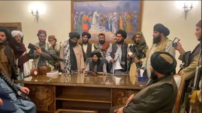 Taliban meets Afghan political figures, assures security | Taliban meets Afghan political figures, assures security