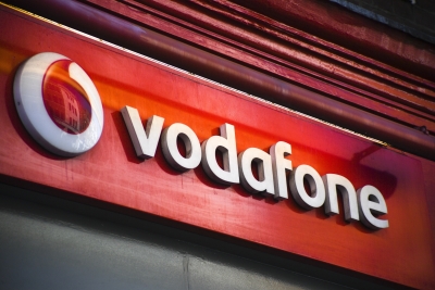 AGR fallout: Vodafone Idea posts Rs 50,921 cr loss in Q2 | AGR fallout: Vodafone Idea posts Rs 50,921 cr loss in Q2