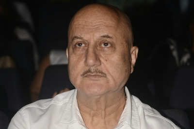 Anupam Kher completes 44 years in Mumbai: Consider myself fortunate | Anupam Kher completes 44 years in Mumbai: Consider myself fortunate Anupam Kher completes 44 years in Mumbai: Consider myself fortunate | Anupam Kher completes 44 years in Mumbai: Consider myself fortunate
