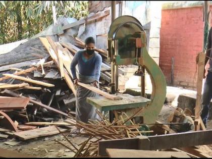 Mpuri women carpenters prove their mettle | Mpuri women carpenters prove their mettle