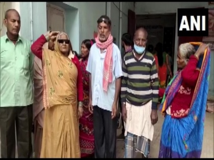 Bihar: Operation theatre, pharmacy of Muzaffarpur eye hospital sealed after 13 people lose vision in botched-up cataract surgery | Bihar: Operation theatre, pharmacy of Muzaffarpur eye hospital sealed after 13 people lose vision in botched-up cataract surgery