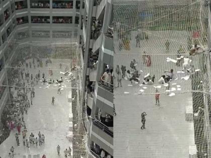Maha: Wardha farmers jump on safety net inside Mantralaya to highlight unmet demands | Maha: Wardha farmers jump on safety net inside Mantralaya to highlight unmet demands Maha: Wardha farmers jump on safety net inside Mantralaya to highlight unmet demands | Maha: Wardha farmers jump on safety net inside Mantralaya to highlight unmet demands