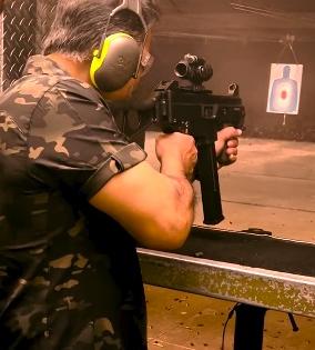 Kamal Haasan trains with guns for 'KH233' | Kamal Haasan trains with guns for 'KH233' Kamal Haasan trains with guns for 'KH233' | Kamal Haasan trains with guns for 'KH233'