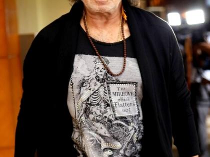 The songs that made Shakti Kapoor travel economy class from US | The songs that made Shakti Kapoor travel economy class from US The songs that made Shakti Kapoor travel economy class from US | The songs that made Shakti Kapoor travel economy class from US
