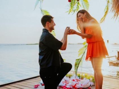 'ABCD 2' actress Lauren Gottlieb gets engaged to longtime beau Tobias Jones | 'ABCD 2' actress Lauren Gottlieb gets engaged to longtime beau Tobias Jones 'ABCD 2' actress Lauren Gottlieb gets engaged to longtime beau Tobias Jones | 'ABCD 2' actress Lauren Gottlieb gets engaged to longtime beau Tobias Jones
