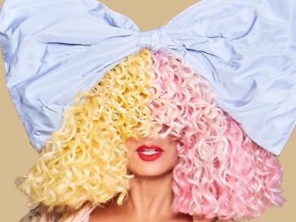 Sia proudly says she has got a face lift | Sia proudly says she has got a face lift Sia proudly says she has got a face lift | Sia proudly says she has got a face lift
