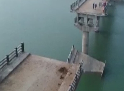 SC transfers PIL seeking structural audit of bridges in Bihar to Patna HC | SC transfers PIL seeking structural audit of bridges in Bihar to Patna HC SC transfers PIL seeking structural audit of bridges in Bihar to Patna HC | SC transfers PIL seeking structural audit of bridges in Bihar to Patna HC