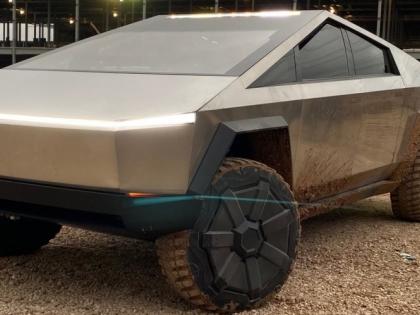 Tesla’s $25K car, robotaxi to have futuristic design like Cybertruck: Report | Tesla’s $25K car, robotaxi to have futuristic design like Cybertruck: Report Tesla’s $25K car, robotaxi to have futuristic design like Cybertruck: Report | Tesla’s $25K car, robotaxi to have futuristic design like Cybertruck: Report