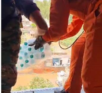 IAF relief operation in flood affected states, 126 people rescued | IAF relief operation in flood affected states, 126 people rescued IAF relief operation in flood affected states, 126 people rescued | IAF relief operation in flood affected states, 126 people rescued