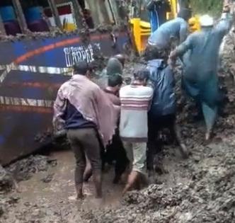 Two killed as landslide hits bus in J&K's Doda | Two killed as landslide hits bus in J&K's Doda