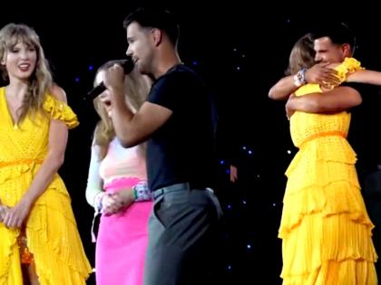 Taylor Swift hugs her ex Taylor Lautner onstage; he says: 'I'm honoured to know you' | Taylor Swift hugs her ex Taylor Lautner onstage; he says: 'I'm honoured to know you'