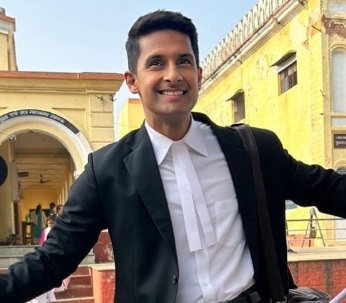 Ravie Dubey shot a 28-minute long monologue in single take for 'Lakhan Leela Bhargava' | Ravie Dubey shot a 28-minute long monologue in single take for 'Lakhan Leela Bhargava' Ravie Dubey shot a 28-minute long monologue in single take for 'Lakhan Leela Bhargava' | Ravie Dubey shot a 28-minute long monologue in single take for 'Lakhan Leela Bhargava'