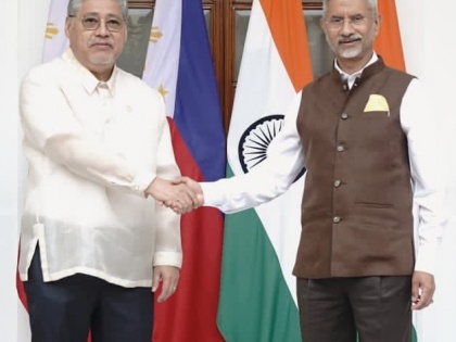 India, Philippines to enhance cooperation in defence, maritime & law enforcement sectors | India, Philippines to enhance cooperation in defence, maritime & law enforcement sectors