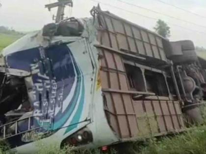 8 injured after truck hits bus in Odisha’s Balasore | 8 injured after truck hits bus in Odisha’s Balasore