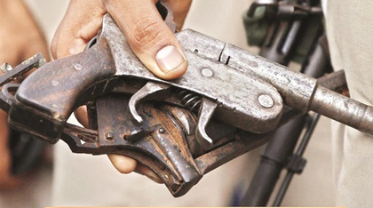 Thane teen shot dead by friend after drunken brawl | Thane teen shot dead by friend after drunken brawl Thane teen shot dead by friend after drunken brawl | Thane teen shot dead by friend after drunken brawl