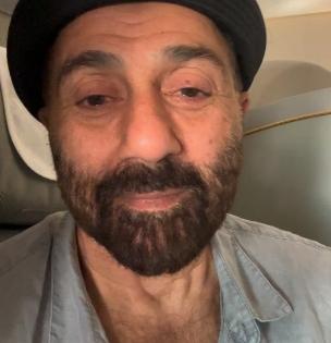 Sunny Deol gets teary-eyed while thanking fans as ‘Gadar 2’ grosses Rs 400 cr | Sunny Deol gets teary-eyed while thanking fans as ‘Gadar 2’ grosses Rs 400 cr Sunny Deol gets teary-eyed while thanking fans as ‘Gadar 2’ grosses Rs 400 cr | Sunny Deol gets teary-eyed while thanking fans as ‘Gadar 2’ grosses Rs 400 cr