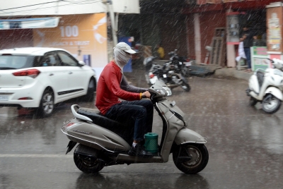 Heavy rains lash Lucknow, parts of UP | Heavy rains lash Lucknow, parts of UP