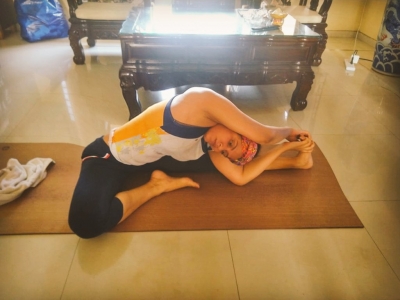 Lockdown diaries: Yoga and positivity work for Neetu Chandra | Lockdown diaries: Yoga and positivity work for Neetu Chandra