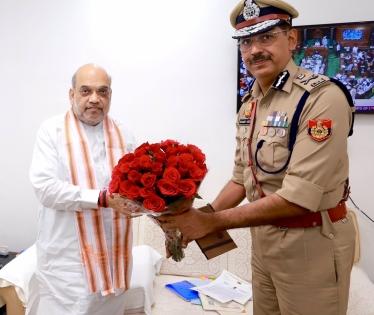 New Delhi Police Commissioner meets Shah | New Delhi Police Commissioner meets Shah