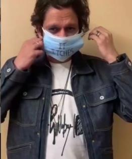 Vijay Varma urges everyone to keep masks on | Vijay Varma urges everyone to keep masks on Vijay Varma urges everyone to keep masks on | Vijay Varma urges everyone to keep masks on