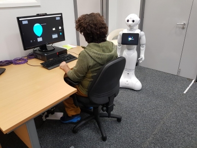 Robots can encourage people to take greater risks | Robots can encourage people to take greater risks Robots can encourage people to take greater risks | Robots can encourage people to take greater risks