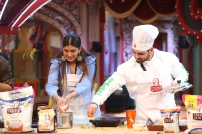 'BB16': Shiv Thakare beats Shalin Bhanot in cooking skills, tops the task | 'BB16': Shiv Thakare beats Shalin Bhanot in cooking skills, tops the task