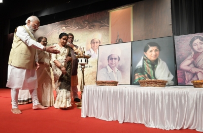 PM cherishes memories of his 'elder sister' Lata Mangeshkar | PM cherishes memories of his 'elder sister' Lata Mangeshkar