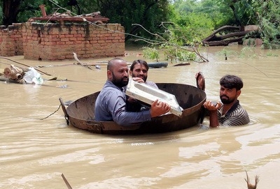 Flood in Pakistan claims over 1,000 lives | Flood in Pakistan claims over 1,000 lives