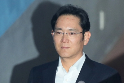 S.Korean court rejects arrest warrant for Samsung head | S.Korean court rejects arrest warrant for Samsung head