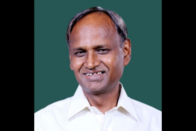 'Anushka's dog Virat': Cong leader Udit Raj defends Kohli against trolls | 'Anushka's dog Virat': Cong leader Udit Raj defends Kohli against trolls