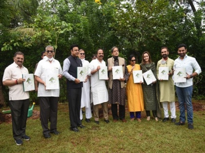 Members of Parliamentary panel on IT participate in Green India Challenge in Hyderabad | Members of Parliamentary panel on IT participate in Green India Challenge in Hyderabad