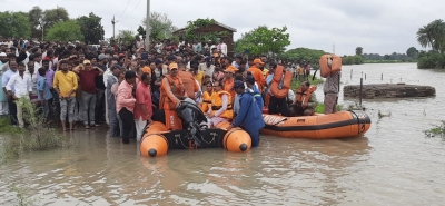 MP floods: Shivraj joins rescue operations, Cong seeks immediate relief for victims | MP floods: Shivraj joins rescue operations, Cong seeks immediate relief for victims