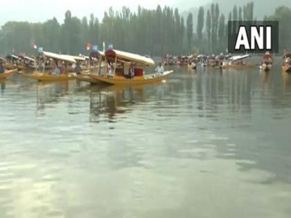 PM Modi calls Tiranga Shikara rally at Dal Lake a "wonderful collective effort" | PM Modi calls Tiranga Shikara rally at Dal Lake a "wonderful collective effort"