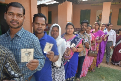 36% voter turnout till 11 a.m. in 4th phase of Odisha Panchayat polls | 36% voter turnout till 11 a.m. in 4th phase of Odisha Panchayat polls