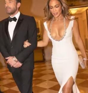 JLo gives details of intimacy with Ben Affleck in new song | JLo gives details of intimacy with Ben Affleck in new song JLo gives details of intimacy with Ben Affleck in new song | JLo gives details of intimacy with Ben Affleck in new song