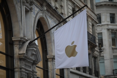 Apple retail store workers finally vote to form union in US | Apple retail store workers finally vote to form union in US