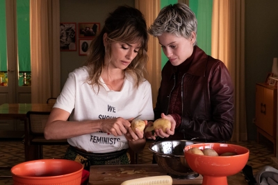 IANS Review: 'Parallel Mothers': Ordinary story brilliantly told (IANS Rating: ***) | IANS Review: 'Parallel Mothers': Ordinary story brilliantly told (IANS Rating: ***)