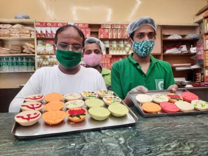 WB Assembly polls: Siliguri shop comes up with BJP, Congress, TMC-themed sweets | WB Assembly polls: Siliguri shop comes up with BJP, Congress, TMC-themed sweets