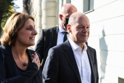 Majority of Germans want Scholz to form coalition with Greens, FDP: Poll | Majority of Germans want Scholz to form coalition with Greens, FDP: Poll