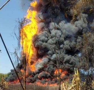 Massive fire in Assam's leaking gas well, Govt seek IAF's help | Massive fire in Assam's leaking gas well, Govt seek IAF's help
