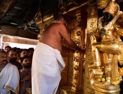 It's final, Sabarimala to open sans devotees | It's final, Sabarimala to open sans devotees
