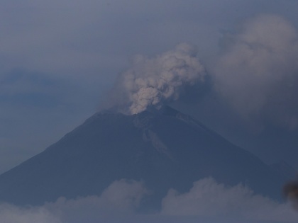 Mexico raises alert level amid increased volcanic activity | Mexico raises alert level amid increased volcanic activity