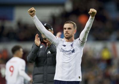 Henderson wins FWA Footballer of the Year award | Henderson wins FWA Footballer of the Year award